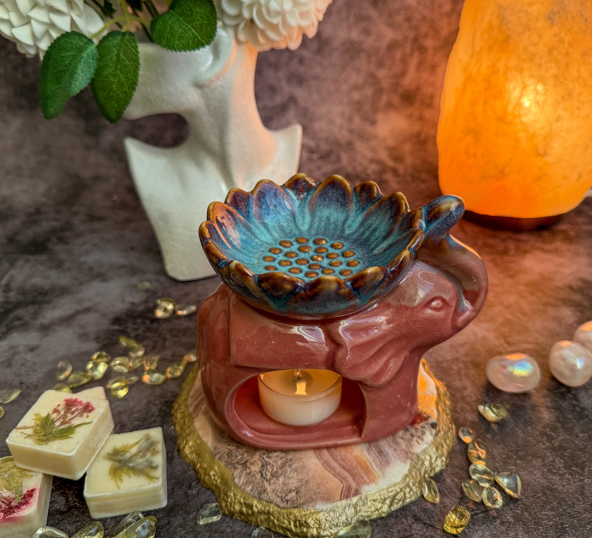 Duftlampe Elefant mit Blüte aus Keramik Farbe Rosa